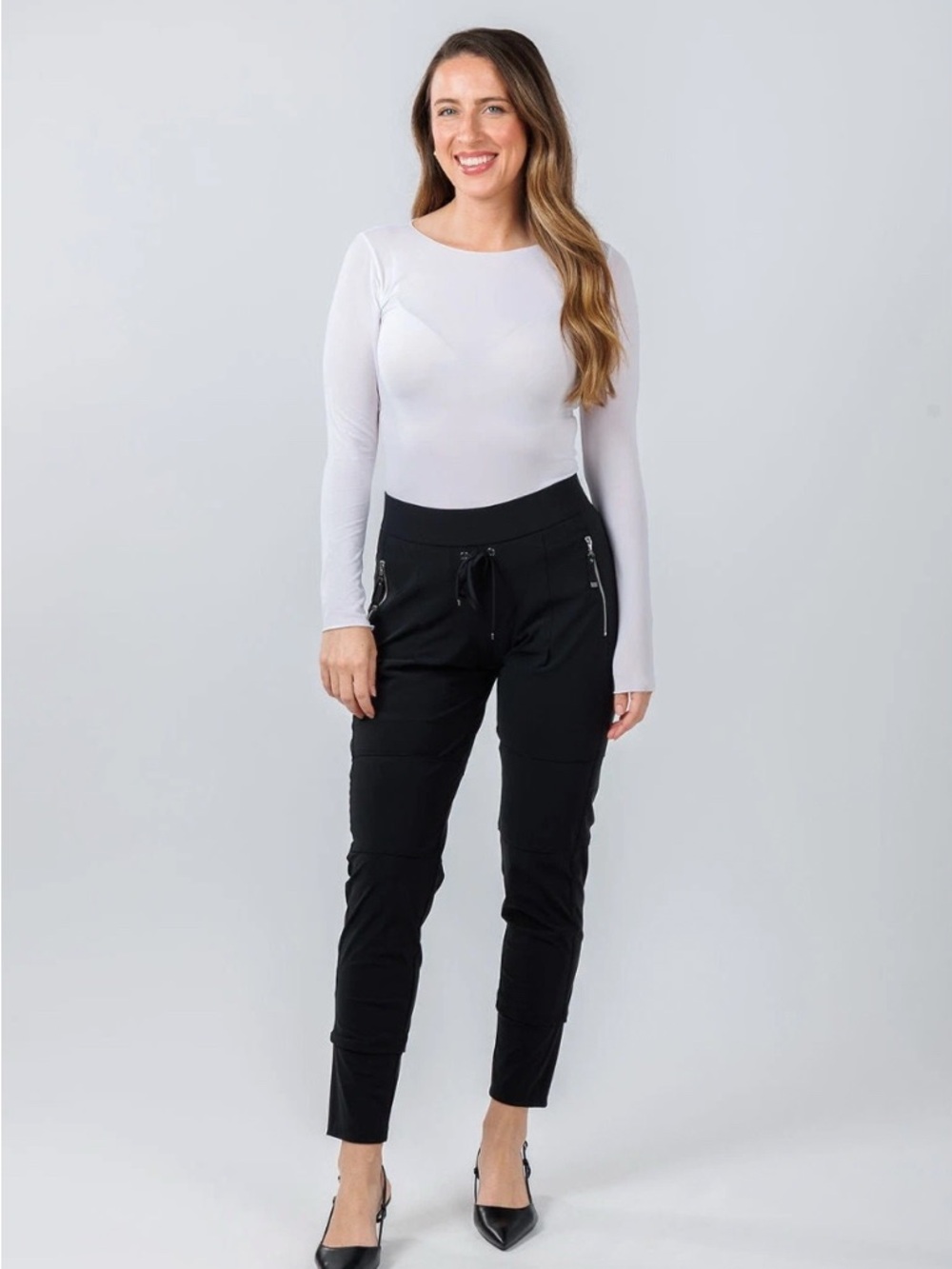 Raffaello Rossi Candy Ultra Lightweight Black Jogger Pants Women’s Size 32/US 2
